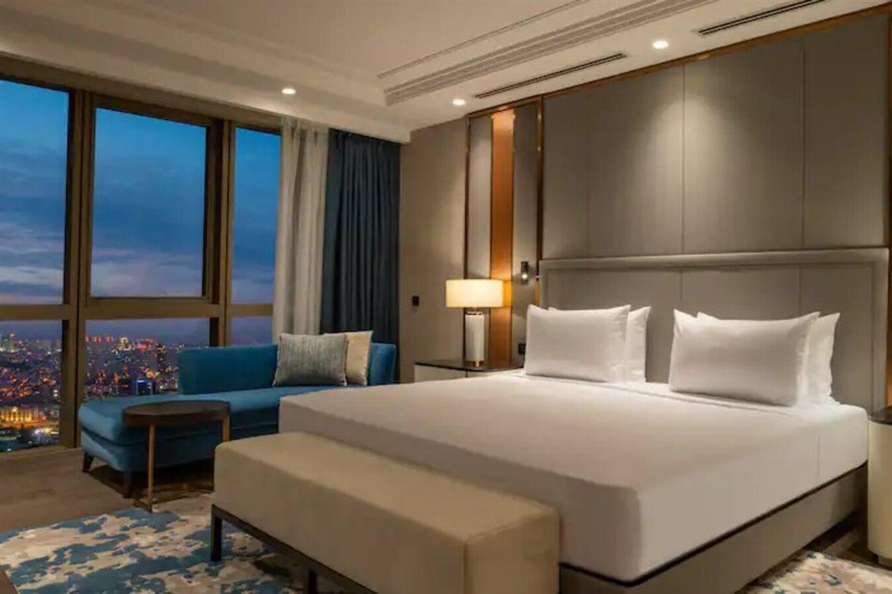 Hilton Mall Of Istanbul Exterior foto A bedroom at the hotel
