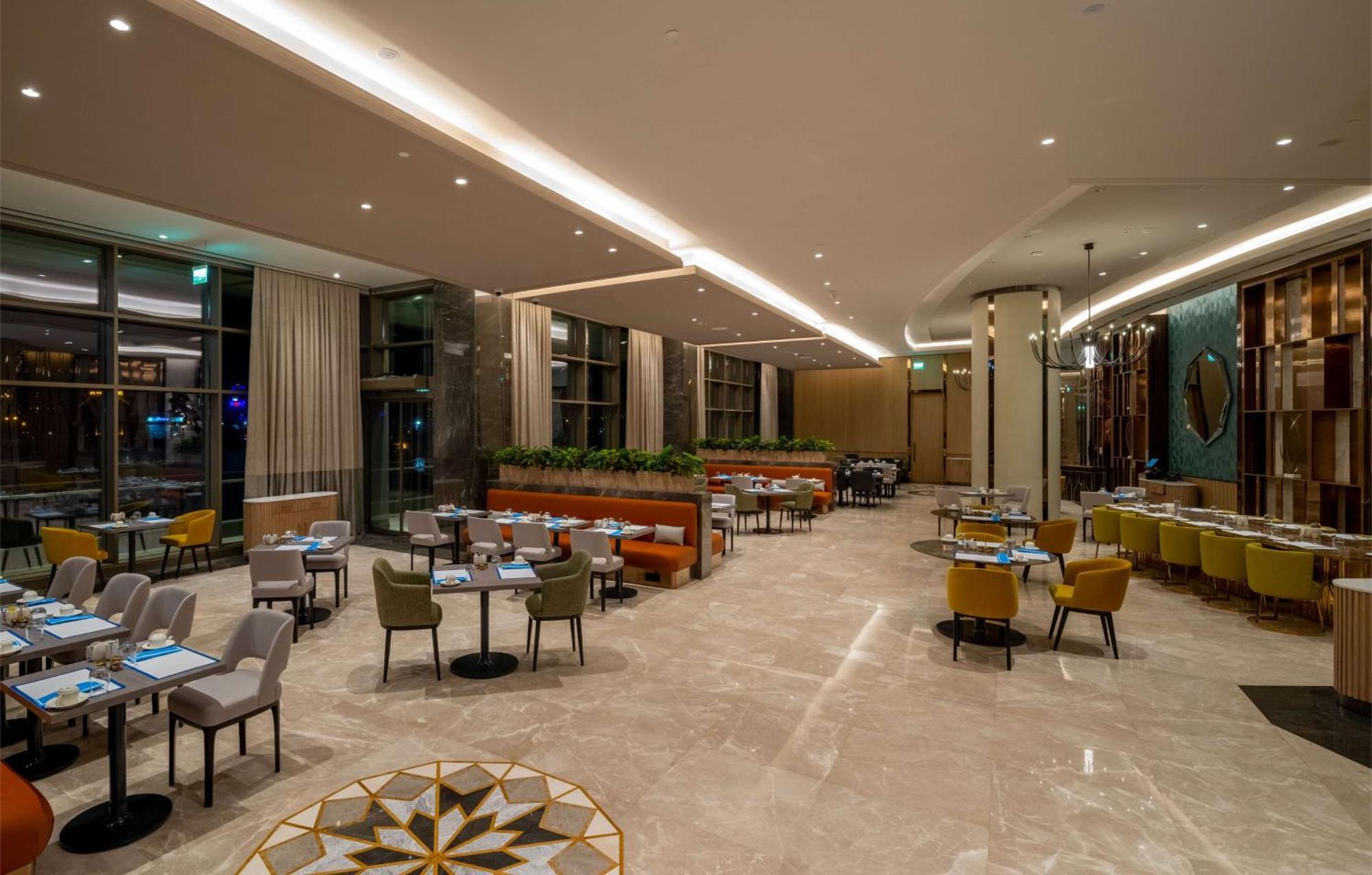 Hilton Mall Of Istanbul Exterior foto The restaurant