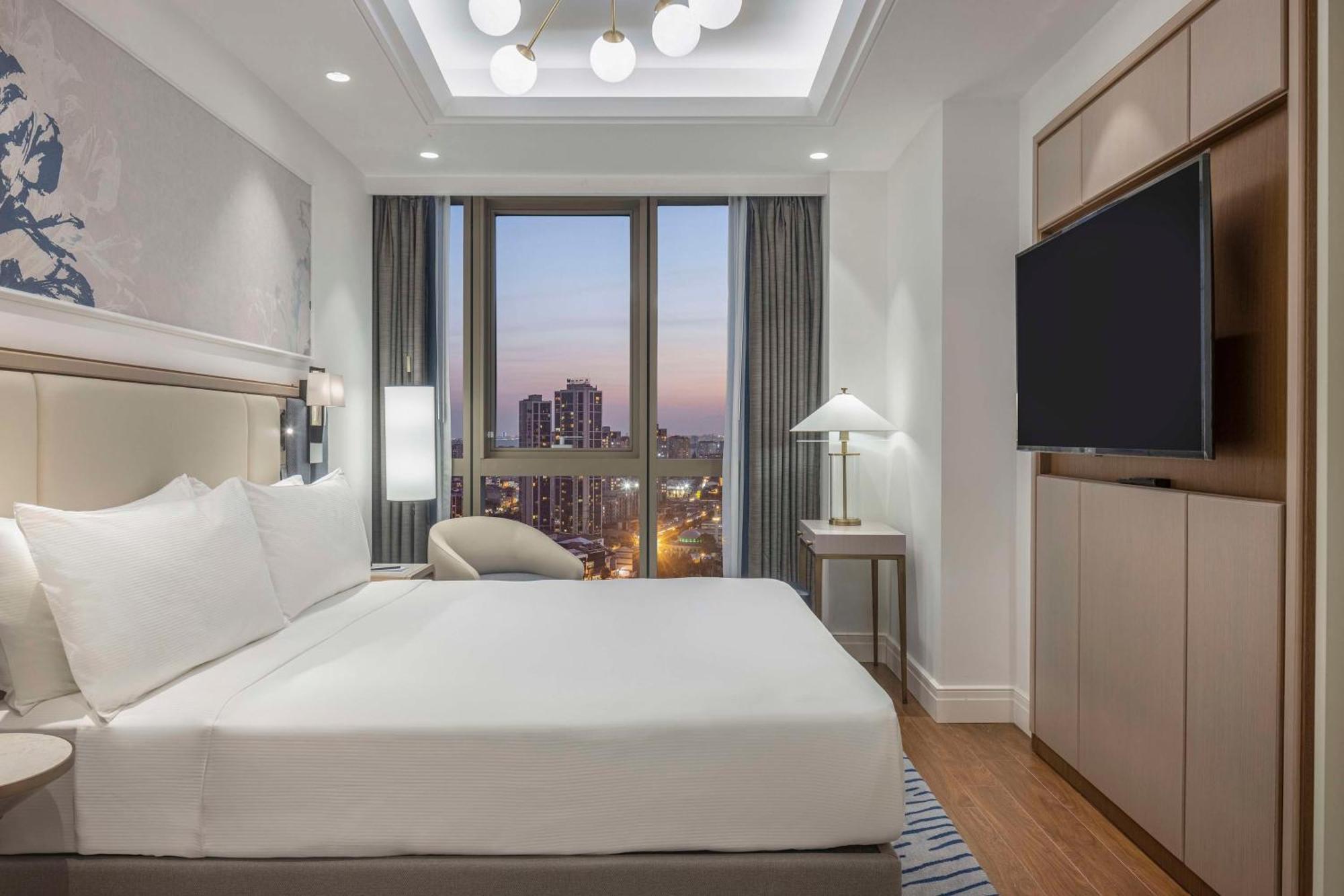 Hilton Mall Of Istanbul Exterior foto A bedroom at the hotel